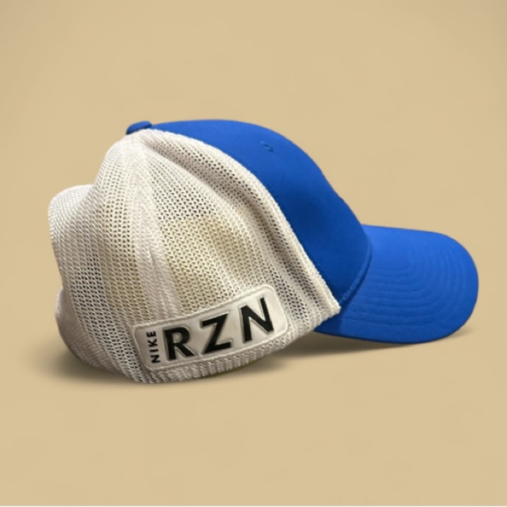 Men’s Blue, Black & White Nike Golf Hat - Flexifit L/XL - Picture 3 of 4